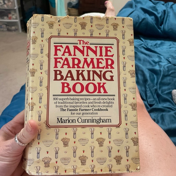 Vintage 1984 Fannie Farmer Baking Book. Hardback with jacket - Picture 2 of 8